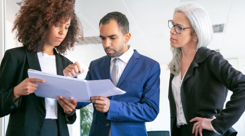Compliance, Anticorrupção, Programa de Integridade, Governança Corporativa, Gestão de Riscos, Canal de Denúncias, Due Diligence, Controles Internos, GRC